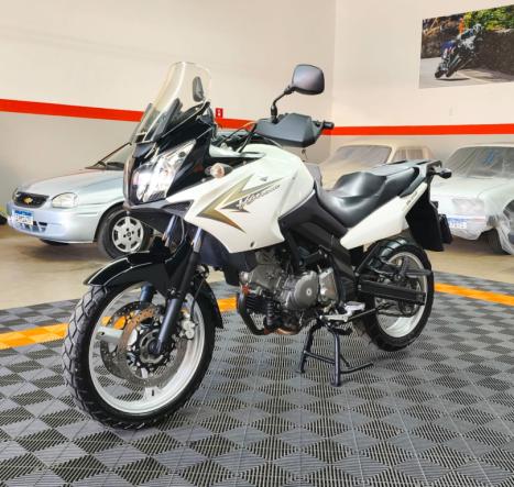 SUZUKI V-Strom DL 650 , Foto 3