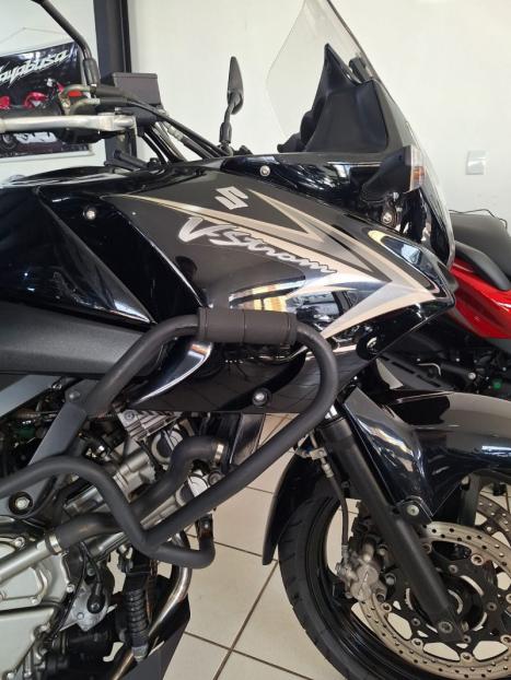 SUZUKI V-Strom DL 650 , Foto 5