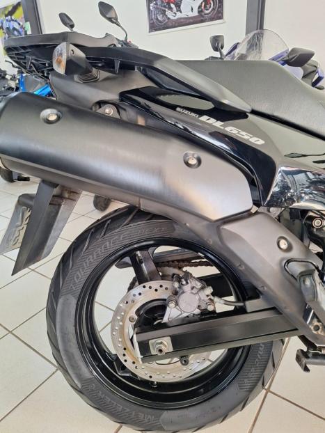 SUZUKI V-Strom DL 650 , Foto 6