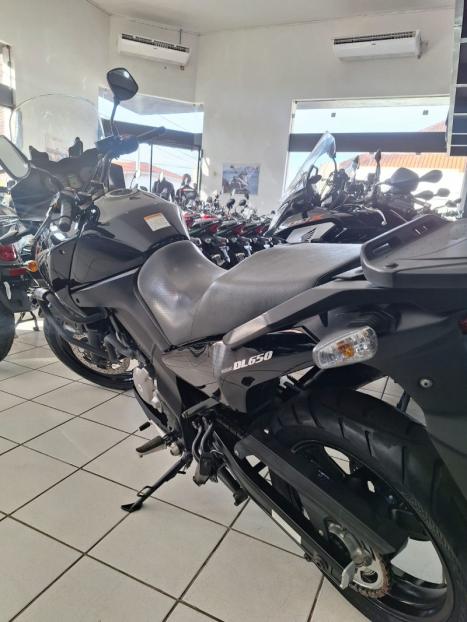 SUZUKI V-Strom DL 650 , Foto 13