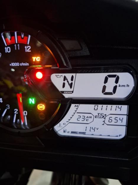 SUZUKI V-Strom DL 650 XT, Foto 2