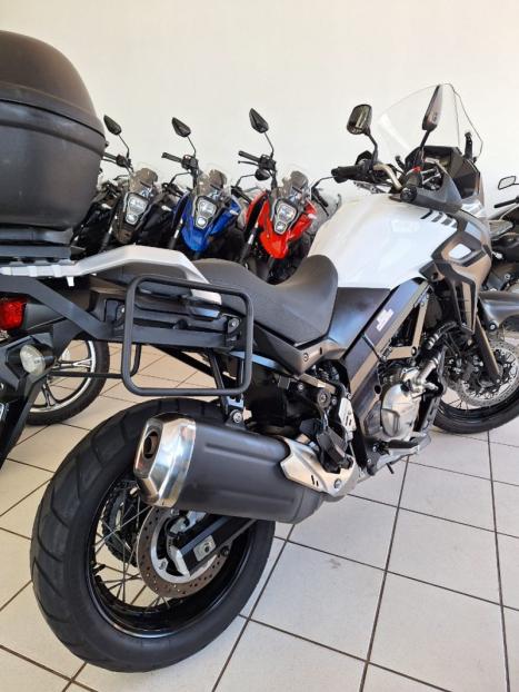 SUZUKI V-Strom DL 650 XT, Foto 11