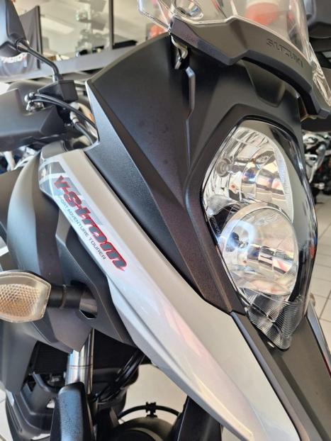 SUZUKI V-Strom DL 650 XT, Foto 12