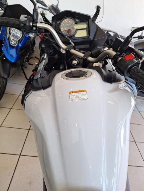 SUZUKI V-Strom DL 650 XT, Foto 15