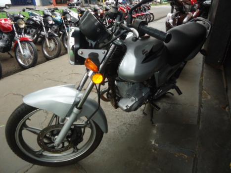 SUZUKI Yes 125 EN, Foto 2