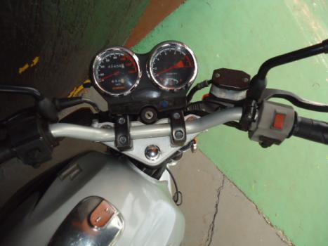 SUZUKI Yes 125 EN, Foto 3