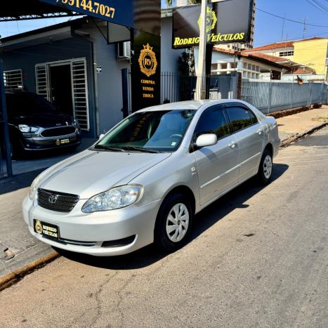 TOYOTA Corolla 1.6 16V 4P XLI, Foto 1