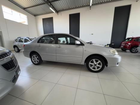 TOYOTA Corolla 1.8 16V 4P XEI, Foto 3