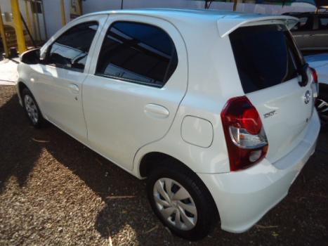 TOYOTA Etios Hatch 1.3 16V 4P FLEX X, Foto 5