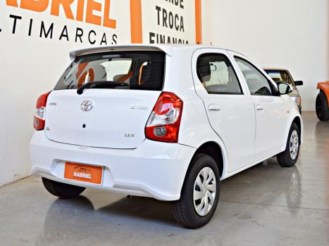 TOYOTA Etios Hatch 1.3 16V 4P FLEX X, Foto 4