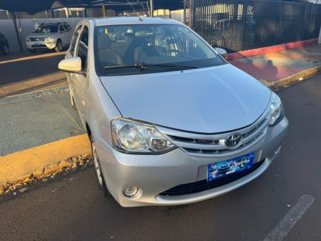 TOYOTA Etios Hatch 1.3 16V 4P FLEX X, Foto 1