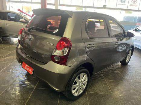 TOYOTA Etios Hatch 1.5 16V 4P FLEX X PLUS, Foto 9