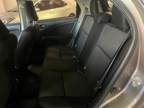 TOYOTA Etios Hatch 1.5 16V 4P FLEX X PLUS, Foto 12