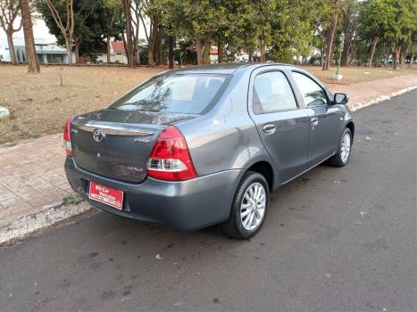 TOYOTA Etios Sedan 1.5 16V 4P FLEX XLS, Foto 4