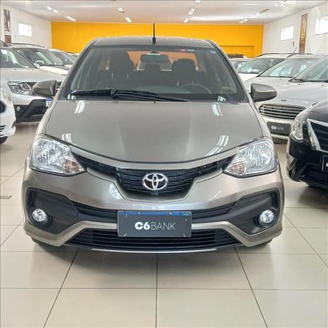 TOYOTA Etios Sedan 1.5 16V 4P FLEX XS, Foto 2