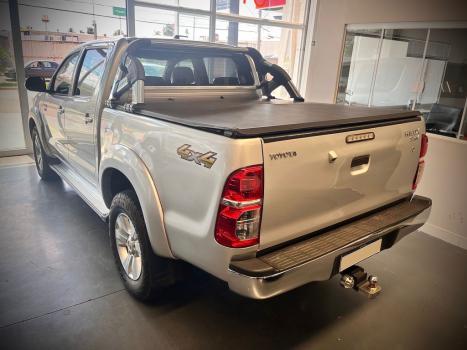 TOYOTA Hilux Caminhonete 2.7 16V 4P SRV FLEX 4X4  CABINE DUPLA AUTOMTICO, Foto 12