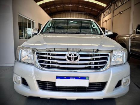 TOYOTA Hilux Caminhonete 2.7 16V 4P SRV FLEX 4X4  CABINE DUPLA AUTOMTICO, Foto 5