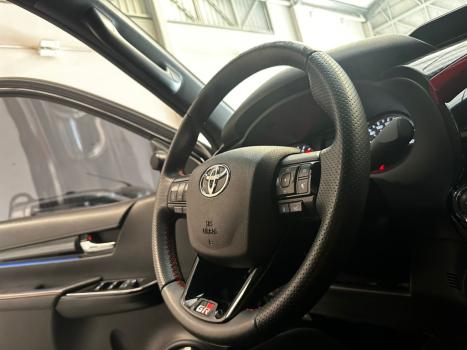 TOYOTA Hilux Caminhonete 2.8 16V GR SPORT 4X4 TURBO DIESEL CABINE DUPLA AUTOMTICO, Foto 19