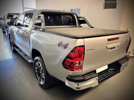 TOYOTA Hilux Caminhonete 2.8 16V SRV 4X4 DIESEL CABINE DUPLA AUTOMTICO, Foto 20