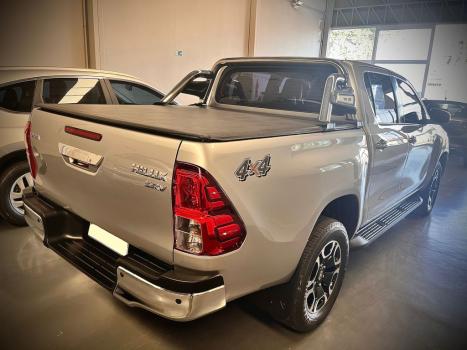 TOYOTA Hilux Caminhonete 2.8 16V SRV 4X4 DIESEL CABINE DUPLA AUTOMTICO, Foto 24