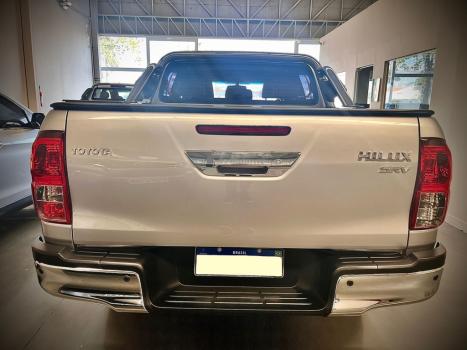 TOYOTA Hilux Caminhonete 2.8 16V SRV 4X4 DIESEL CABINE DUPLA AUTOMTICO, Foto 26