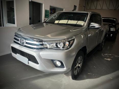 TOYOTA Hilux Caminhonete 2.8 16V SRX 4X4 TURBO DIESEL CABINE DUPLA AUTOMTICO, Foto 2