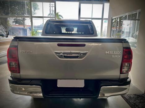 TOYOTA Hilux Caminhonete 2.8 16V SRX 4X4 TURBO DIESEL CABINE DUPLA AUTOMTICO, Foto 11