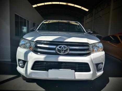 TOYOTA Hilux Caminhonete 2.8 16V SRV 4X4 DIESEL CABINE DUPLA AUTOMTICO, Foto 3
