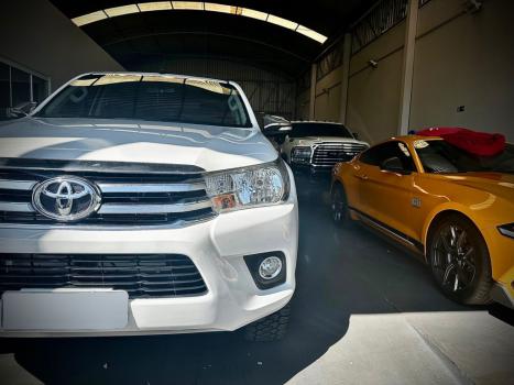 TOYOTA Hilux Caminhonete 2.8 16V SRV 4X4 DIESEL CABINE DUPLA AUTOMTICO, Foto 4