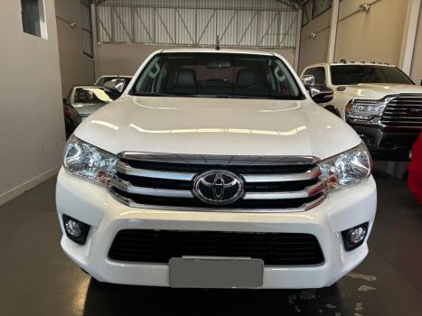 TOYOTA Hilux Caminhonete 2.8 16V SRV 4X4 DIESEL CABINE DUPLA AUTOMTICO, Foto 3