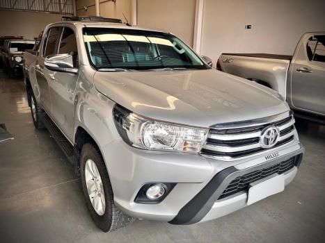 TOYOTA Hilux Caminhonete 2.7 16V 4P SRV FLEX 4X4  CABINE DUPLA AUTOMTICO, Foto 2