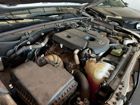 TOYOTA Hilux Caminhonete 2.8 16V SRV 4X4 DIESEL CABINE DUPLA AUTOMTICO, Foto 4