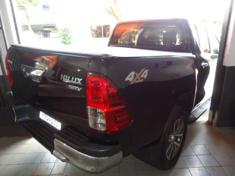 TOYOTA Hilux Caminhonete 2.8 16V SRV 4X4 DIESEL CABINE DUPLA AUTOMTICO, Foto 4