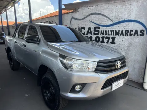 TOYOTA Hilux Caminhonete 2.8 4P 4X4 DIESEL CABINE DUPLA, Foto 1