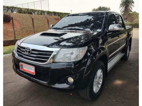 TOYOTA Hilux Caminhonete 3.0 4P 4X4 SRV TURBO DIESEL TOP CABINE DUPLA AUTOMTICO, Foto 3