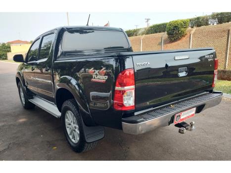 TOYOTA Hilux Caminhonete 3.0 4P 4X4 SRV TURBO DIESEL TOP CABINE DUPLA AUTOMTICO, Foto 4