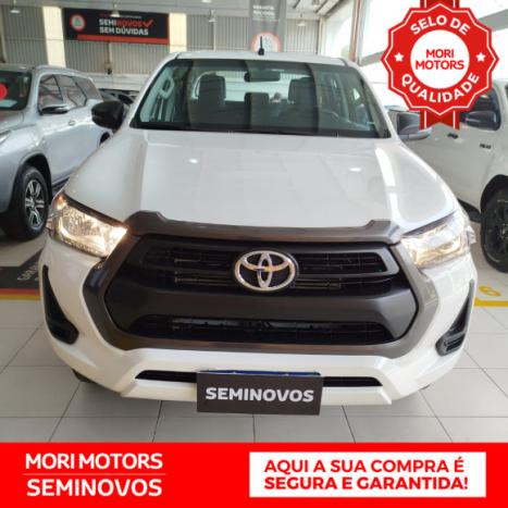 TOYOTA Hilux Caminhonete 2.8 4P 4X4 DIESEL CABINE DUPLA, Foto 2