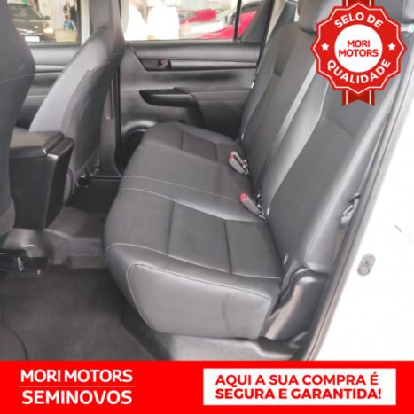 TOYOTA Hilux Caminhonete 2.8 4P 4X4 DIESEL CABINE DUPLA, Foto 10