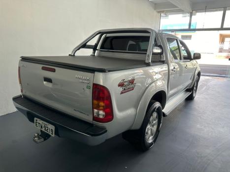 TOYOTA Hilux Caminhonete 3.0 4P SR 4X4 TURBO DIESEL CABINE DUPLA AUTOMTICO, Foto 4