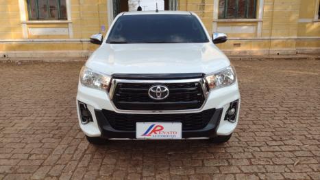 TOYOTA Hilux Caminhonete 2.7 16V 4P SRV CABINE DUPLA, Foto 2