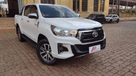 TOYOTA Hilux Caminhonete 2.7 16V 4P SRV CABINE DUPLA, Foto 3