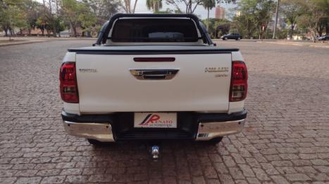 TOYOTA Hilux Caminhonete 2.7 16V 4P SRV CABINE DUPLA, Foto 5