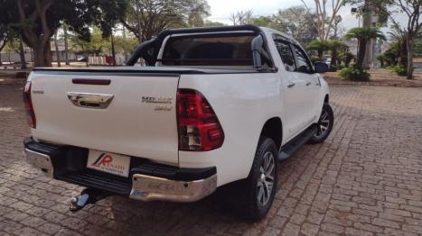 TOYOTA Hilux Caminhonete 2.7 16V 4P SRV CABINE DUPLA, Foto 6