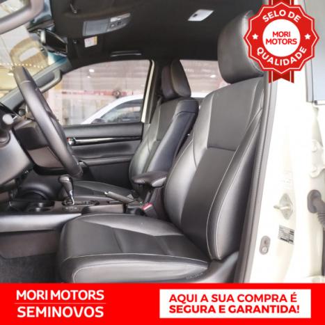 TOYOTA Hilux Caminhonete 2.8 16V SRX 4X4 TURBO DIESEL CABINE DUPLA AUTOMTICO, Foto 11