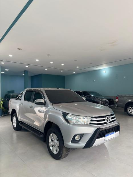 TOYOTA Hilux Caminhonete 2.8 16V SRV 4X4 DIESEL CABINE DUPLA AUTOMTICO, Foto 2