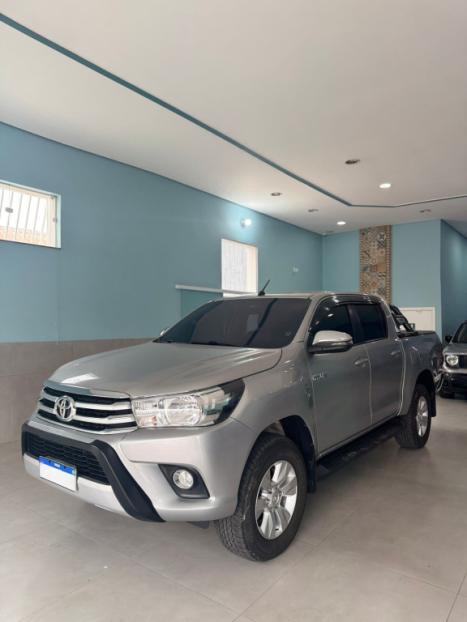 TOYOTA Hilux Caminhonete 2.8 16V SRV 4X4 DIESEL CABINE DUPLA AUTOMTICO, Foto 3