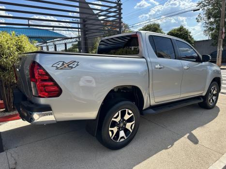 TOYOTA Hilux Caminhonete 2.8 16V SRX 50 ANOS 4X4 TURBO DIESEL CABINE DUPLA AUTOMTICO, Foto 4