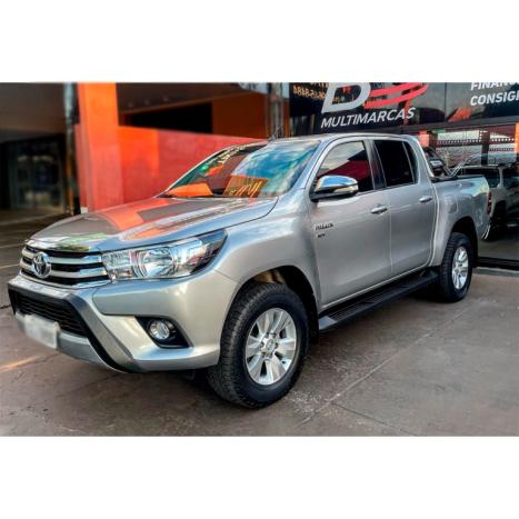 TOYOTA Hilux Caminhonete 2.7 16V 4P SRV FLEX 4X4  CABINE DUPLA AUTOMTICO, Foto 3