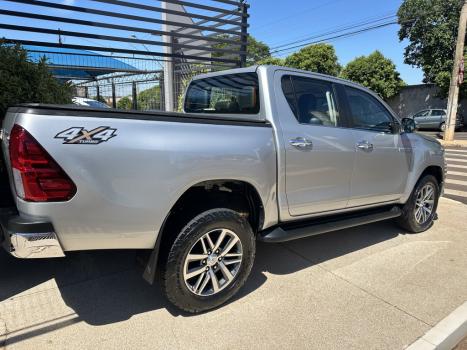 TOYOTA Hilux Caminhonete 2.8 16V SRX 4X4 TURBO DIESEL CABINE DUPLA AUTOMTICO, Foto 19