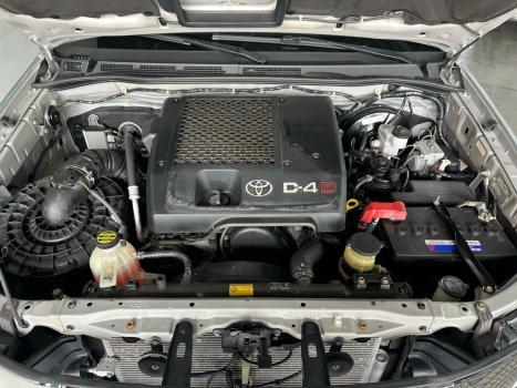 TOYOTA Hilux Caminhonete 3.0 4P 4X4 SRV TURBO DIESEL CABINE DUPLA AUTOMTICO, Foto 11